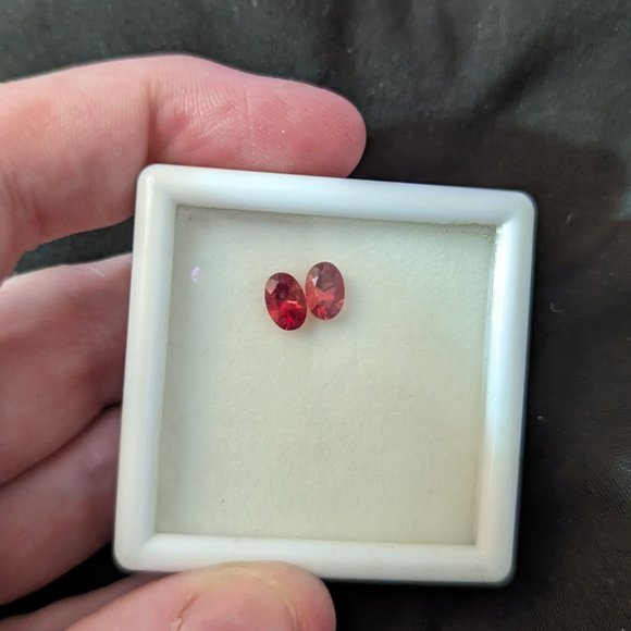 .75 ct loose cut faceted red labradorite andesine loose stone - Picture 3 of 3